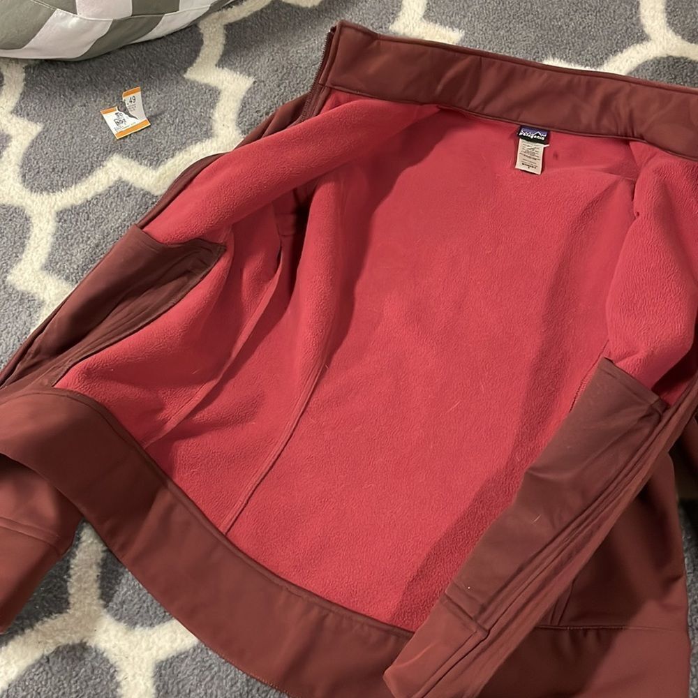 Patagonia Jacket  - Picture 16 of 17